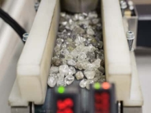 行业 | 俄罗斯钻石巨头 Alrosa 2024年产量下降 4.6%