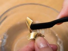 镀白金银饰清洁妙招 三招恢复闪亮