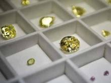 Alrosa 全年净利润下降77.3%，西方制裁重创俄罗斯钻石巨头
