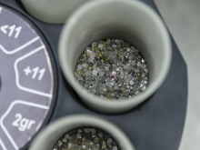 行业 | Alrosa：5月钻石看货量创8年新高，大克拉与彩钻领涨