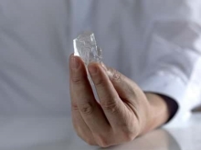 2024年天然钻石市场报告:价格稳涨,大克拉与高净度需求攀升