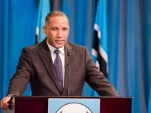 行业 | 博茨瓦纳总统访阿曼寻求资源合作，为收购戴比尔斯股权寻求资金支持