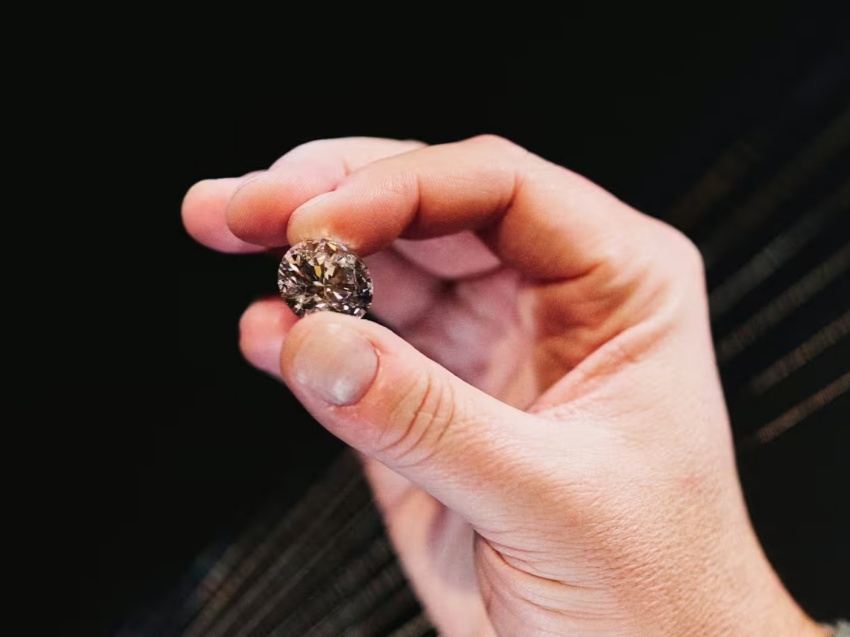 嘉盼手饰 | 致力重新定义精致,舒适,健康首饰新标准